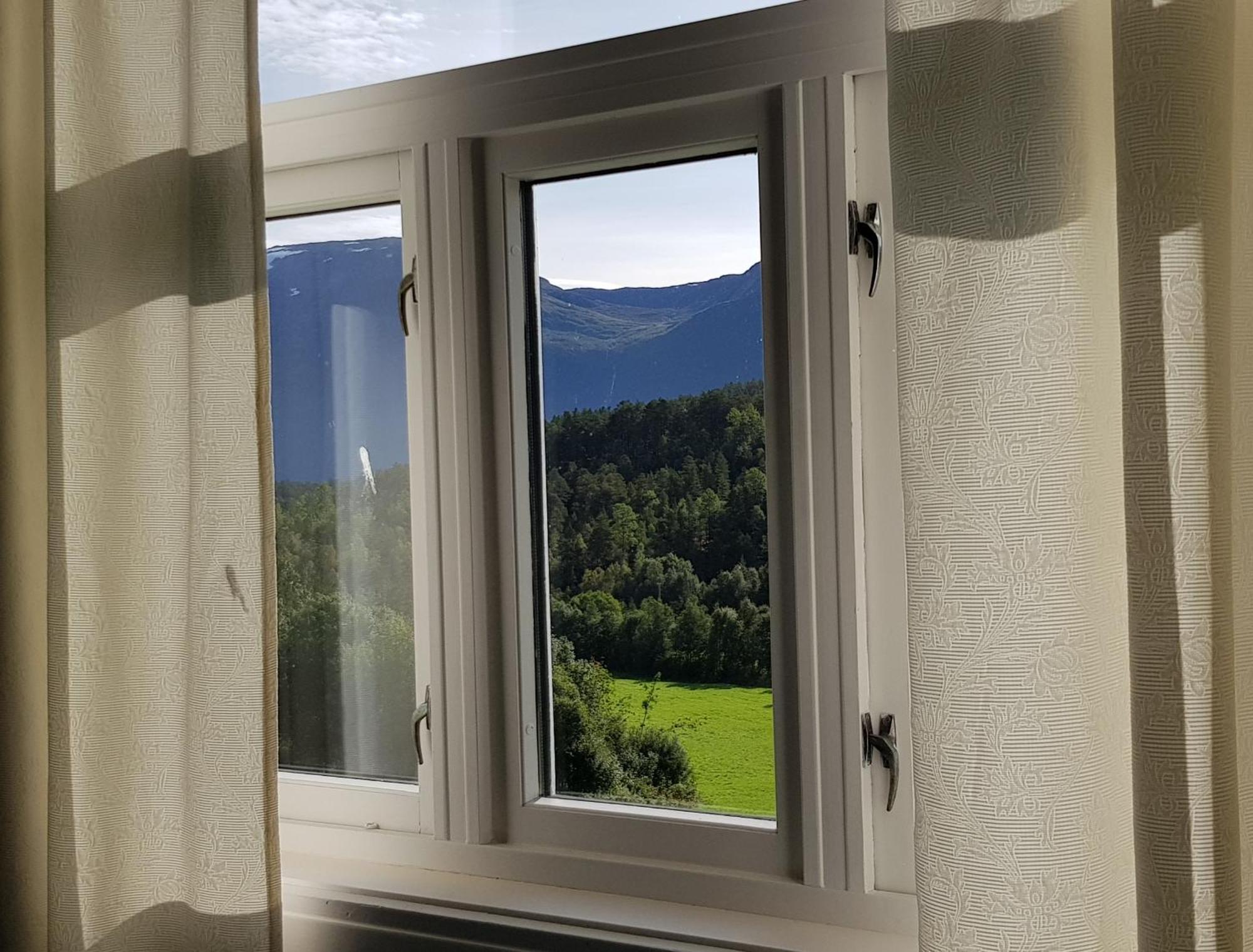 Heggjabygda Gjestegard, Nordfjordeid Cameră foto